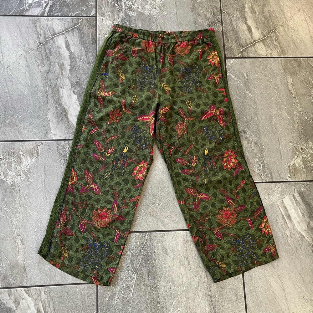 🤍 ett:twa | Anthropologie Pull On Pants Medium Rayon Floral Butterbutterfly